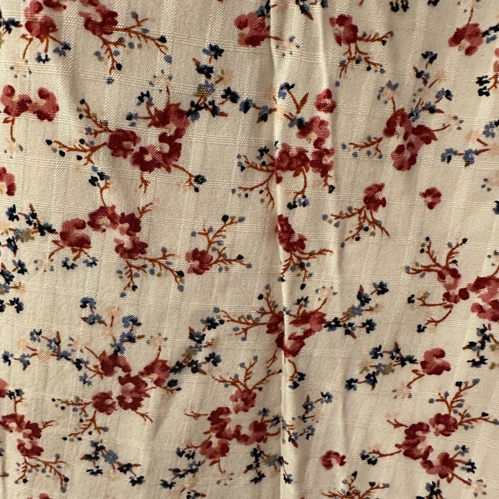Old Navy Cream and Red Floral A-Line Skirt - Picture 2 of 3